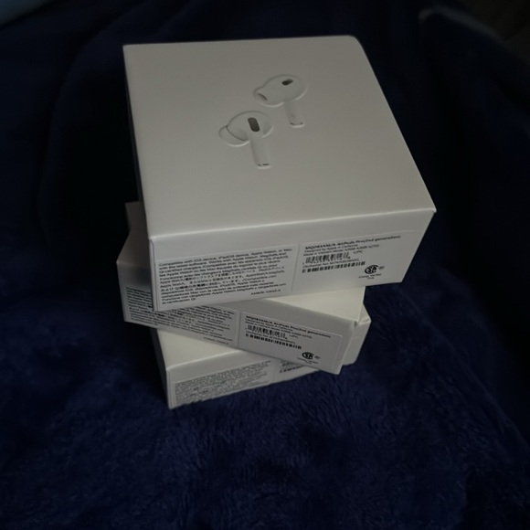 AUTHENTIC Airpod Pro 2nd Gen. SERIAL NUMBER IN DESCRIPTION - Picture 3 of 3